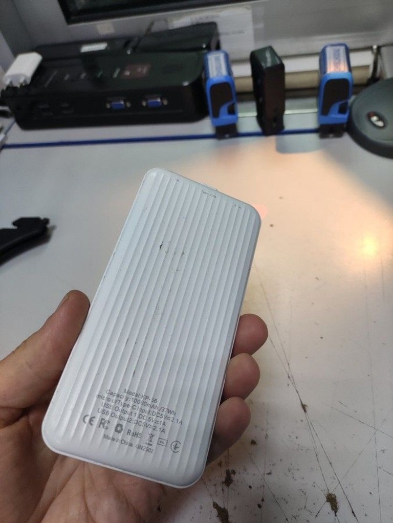 Дешево Klgo kp-56 10000mah з ломбарду