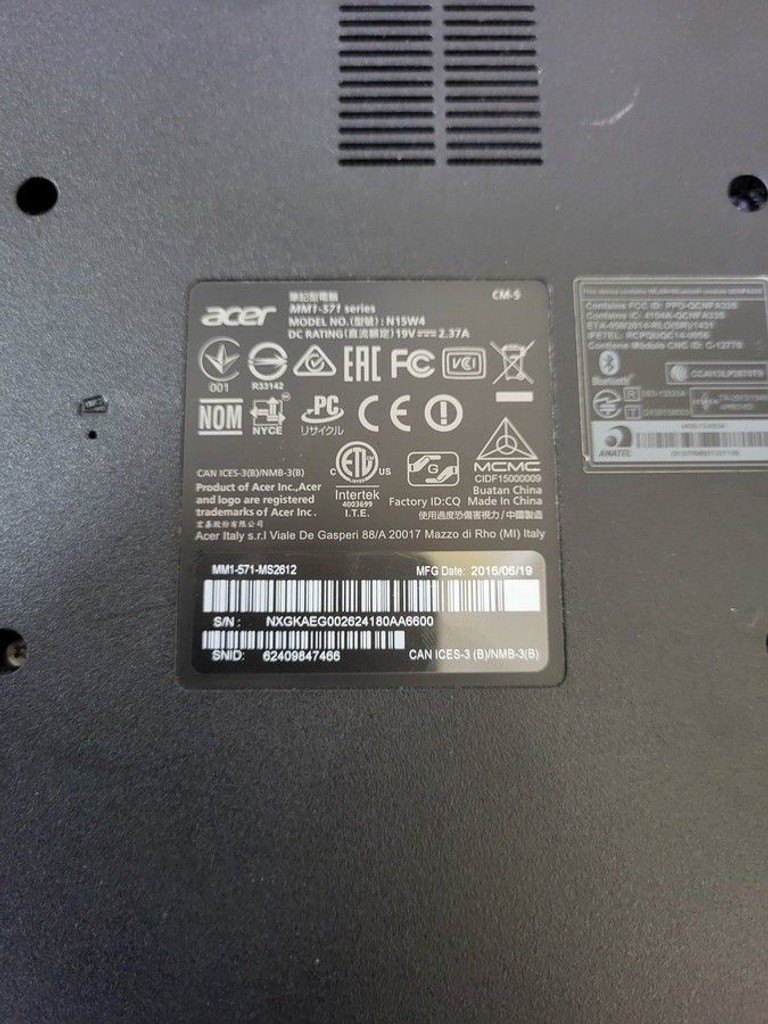 Купити Acer 15/core i3 5005u ddr3/8gb ddr3/hdd 500 gb/ssd *відсутній/*інтегрована Б/У