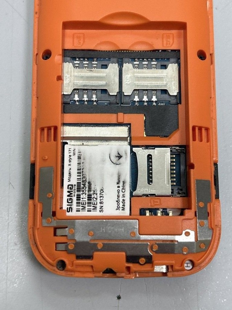Купити Sigma mobile X-style 171 MINI Black-orange Б/У