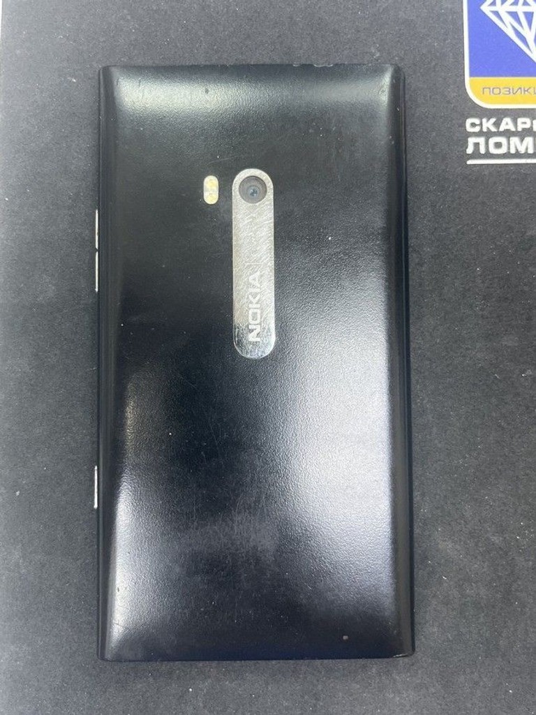 Купити Nokia lumia 900 Б/У