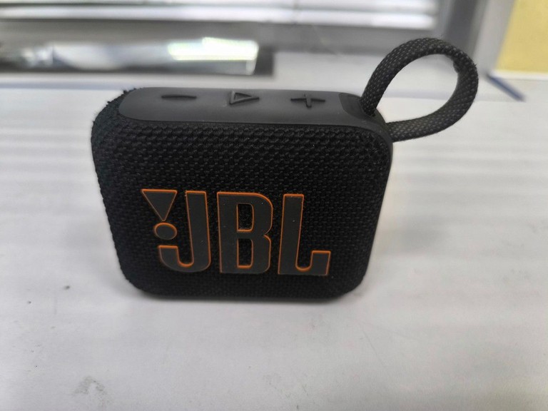 Купить Jbl go 4 Б/У