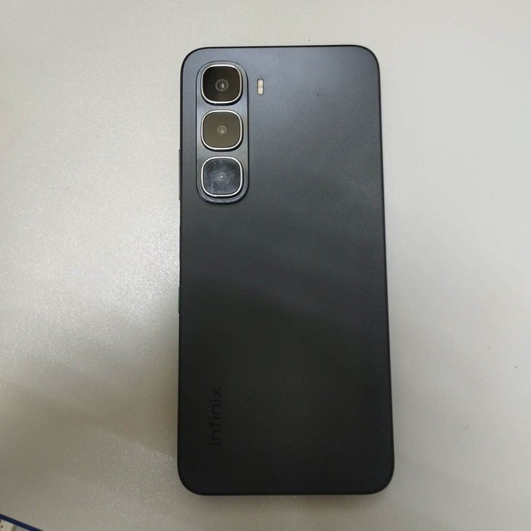 Купить Infinix hot 60i 4/128gb Б/У