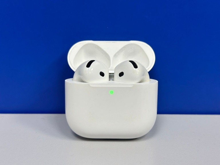 Купити Apple airpods 4 with active noise cancellation Б/У