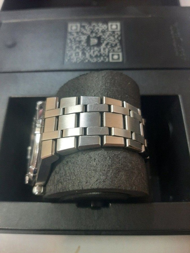 Объявление Maurice Lacroix aikon quartz ai1108 Б/У