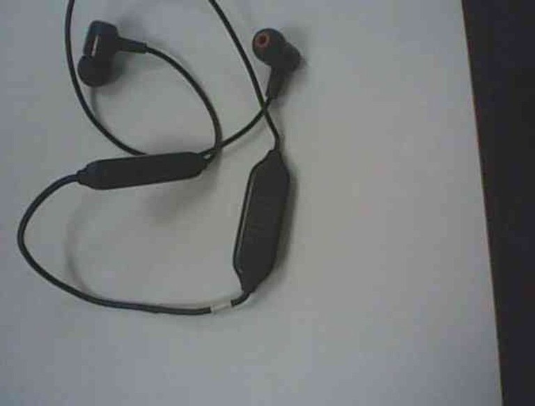Дешево Jbl Live 25 BT Black (JBLLIVE25BTBLK) з ломбарду