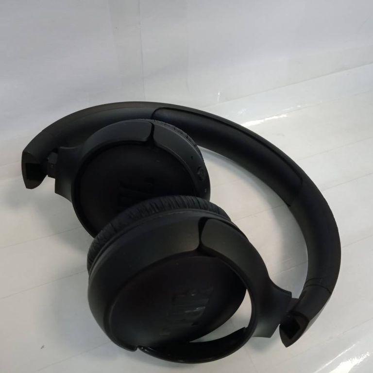 Дешиво Jbl tune 510bt с ломбарда