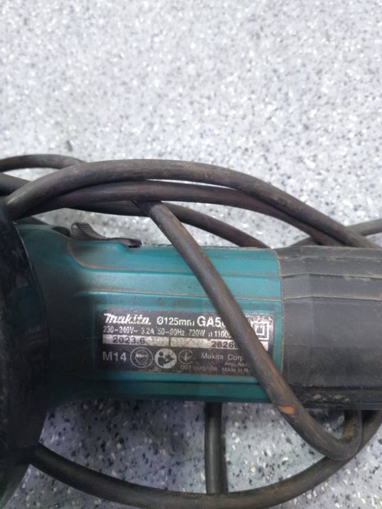 Makita GA5030