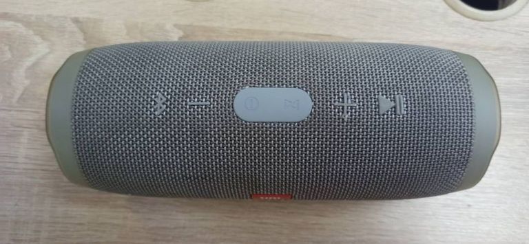 Объявление Jbl charge 3 Б/У