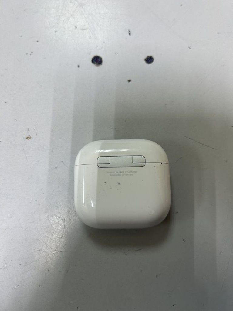 Дешево Apple airpods 4 з ломбарду