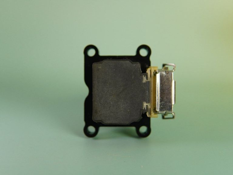 Котушка запалювання Бмв Bmw 3 (E30, E36, E46), 5 (E34, E39), 7 (E32, E38), 8 (E31), Z3 (E36) Нова. Код:null. Изображение 8