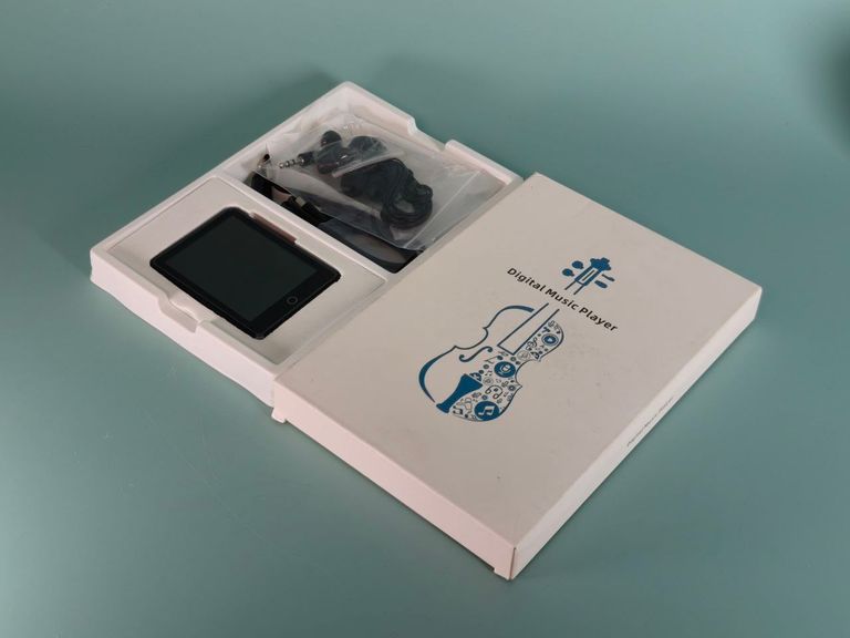 Дешиво MP3-плеєр RIJAHO 64, з Bluetooth 5.0 Портативний високоякісний звук без втрат, FM-радіо, записувач електронної книги, вбудований с ломбарда