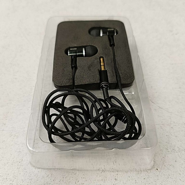 Дешиво Awei ES-Q3 Black с ломбарда