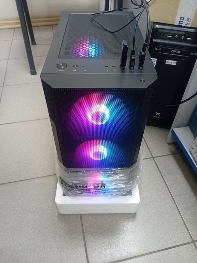 Дешево Пк amd ryzen 5 3600/ram 16 gb/hdd відсутній/ssd 1000 gb/nvidia rtx 3050 (geforce) 8gb gddr6 128bit з ломбарду