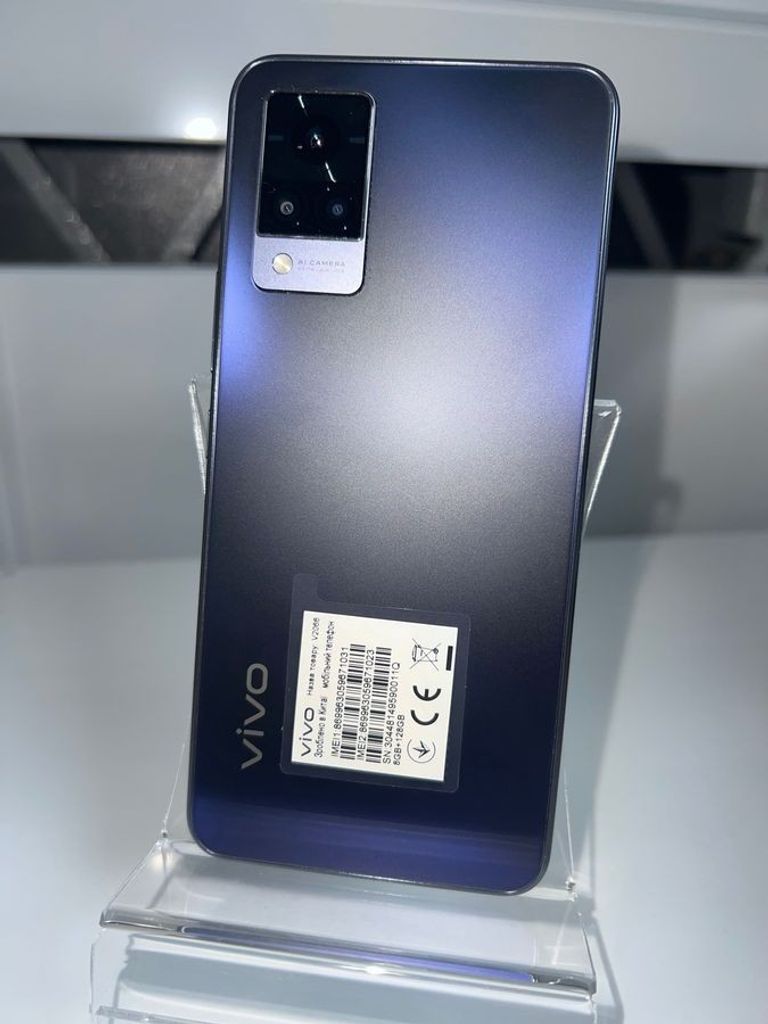 Дешево Vivo v21 8/128gb з ломбарду