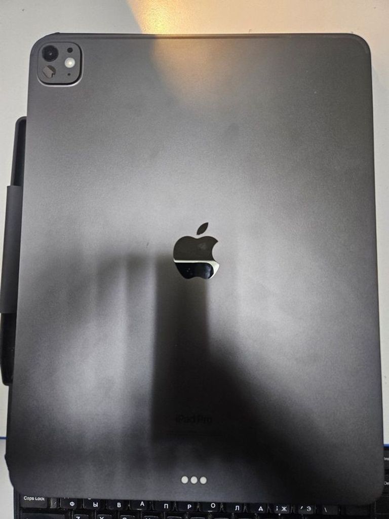 Объявление Apple iPad Pro 13 2024 Wi-Fi 256GB Space Black (MVX23) Б/У