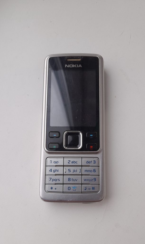 Купити Нокиа 6300 Б/У