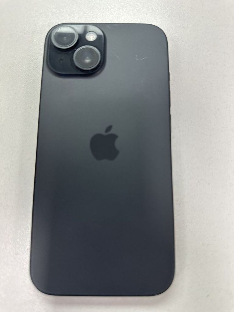 Купить Apple iPhone 15 128GB Green Б/У