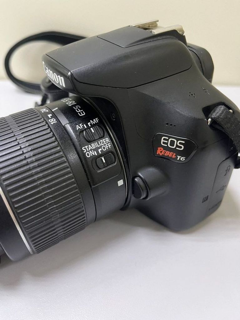 Оголошення Canon eos rebel t6i / canon ef-s 18-55mm f/3.5-5.6 is stm Б/У