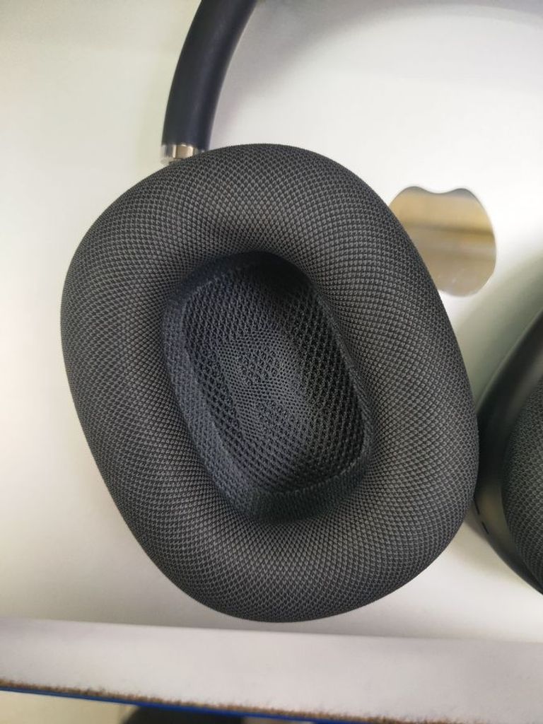 Дешиво Apple airpods max с ломбарда
