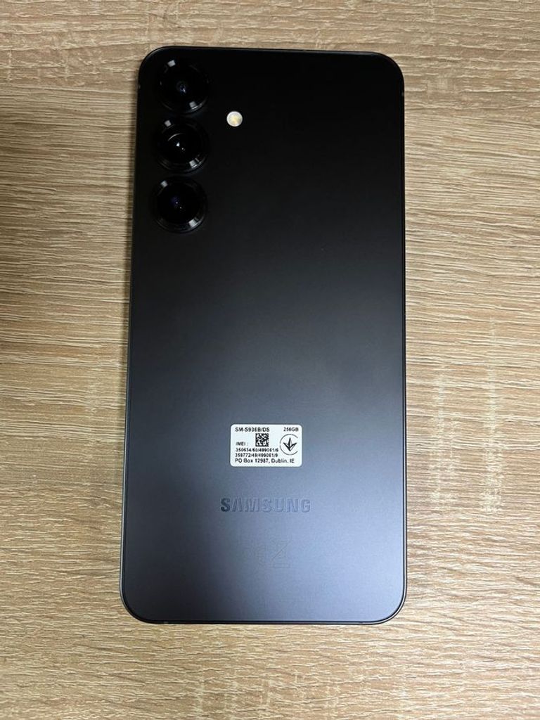 Купить Samsung galaxy s25 12/256gb Б/У