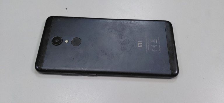 Оголошення Xiaomi Redmi 5 2/16GB Black Б/У