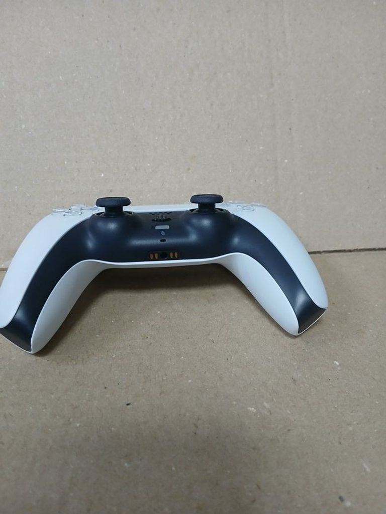 Оголошення Sony DualSense Black Б/У