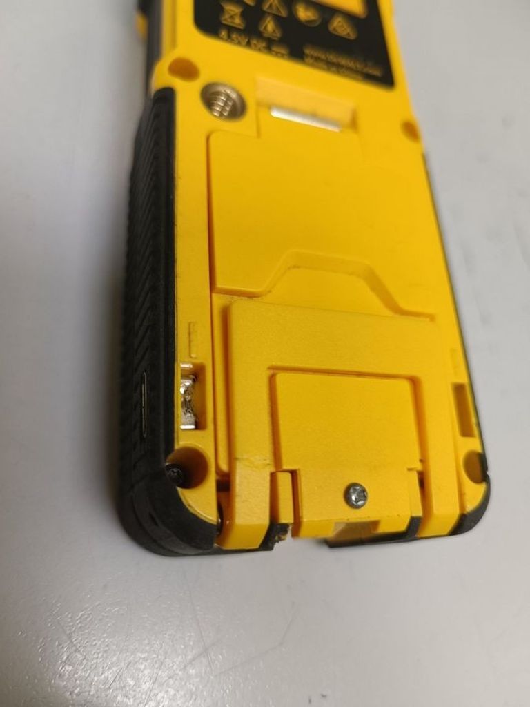 Дешево Dewalt DW03050 з ломбарду