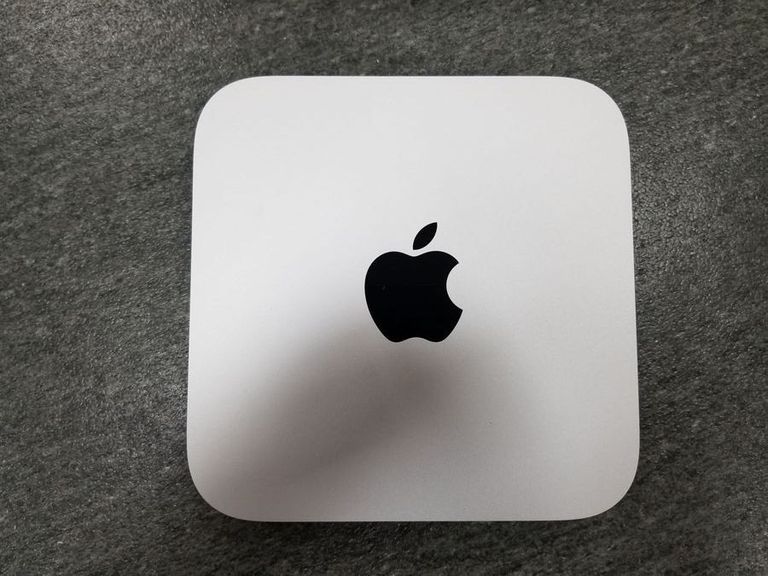 Розпродаж Apple mac mini a2686 mmfj3 m2/8core/ram 8gb/ssd256gb, продавець Техноскарб