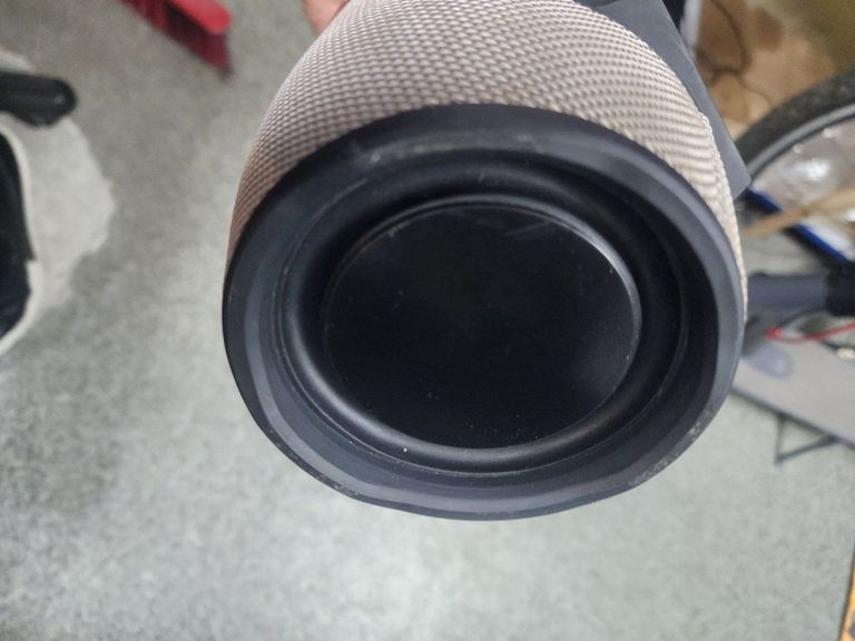 Купити Jbl (Копія) xertmt Б/У