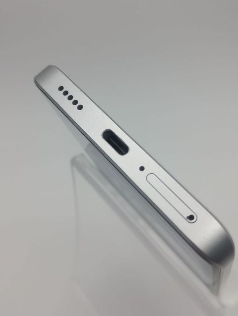 Xiaomi Redmi Note 13 Pro+ 12/512GB Black Код:01-200817513. Изображение 5