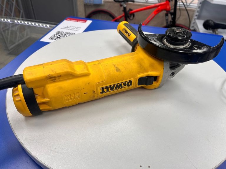 Объявление Dewalt DWE4237 Б/У