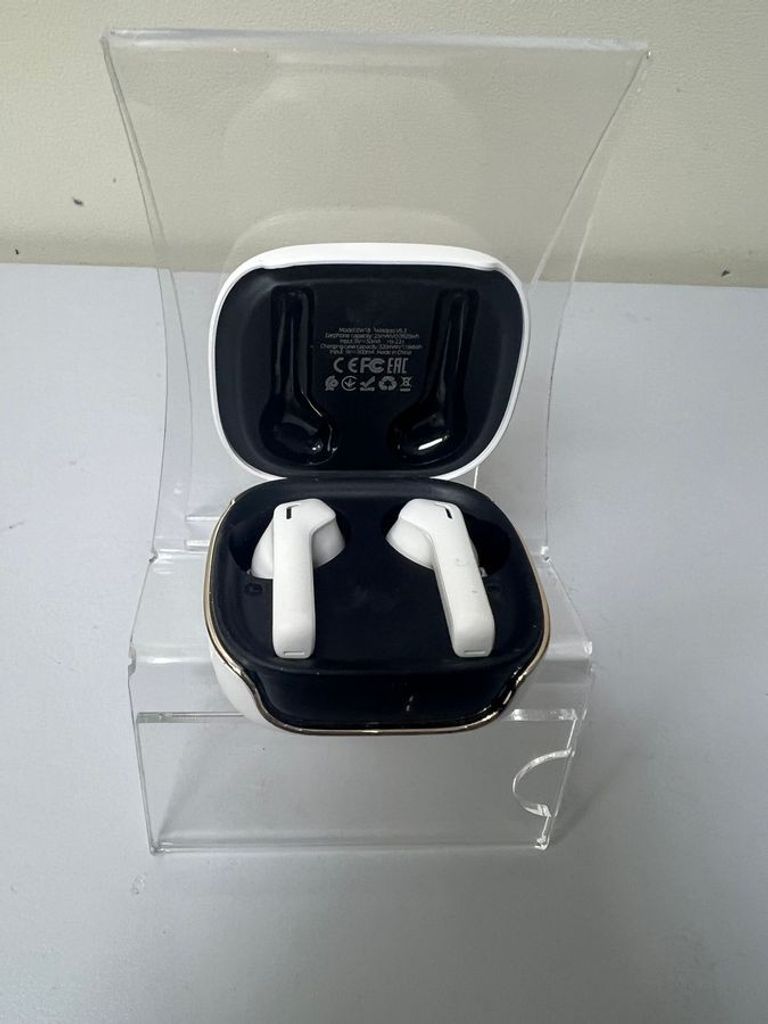 Дешево Hoco ew18 з ломбарду