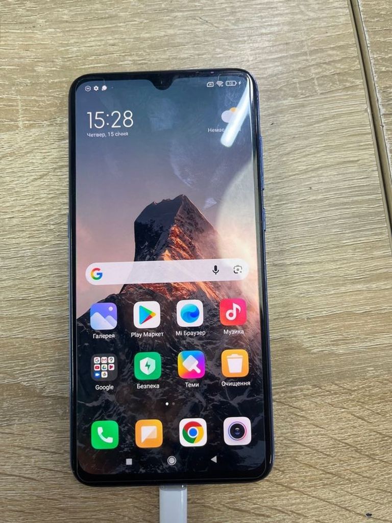 Купить Xiaomi mi-9 6/64gb Б/У