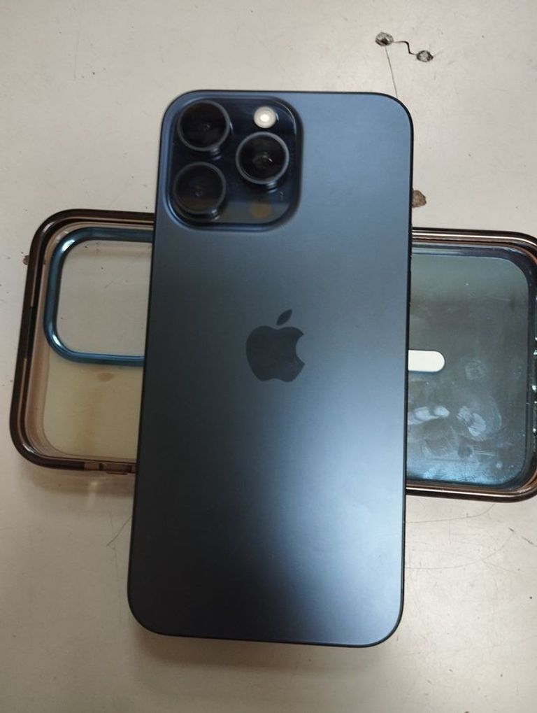 Купити Apple iphone 15 pro max 256gb Б/У