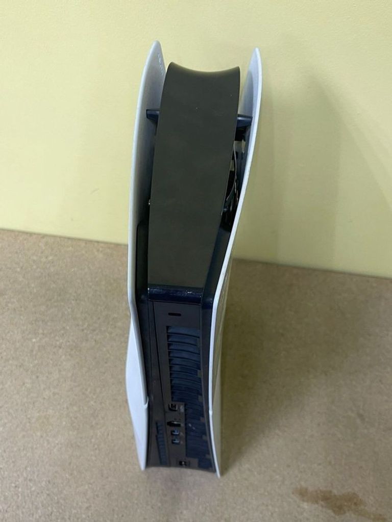 Sony PlayStation 5 825GB Код:01-200854762. Зображення 5