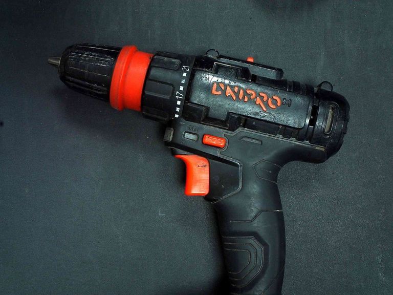 Оголошення Dnipro-M cd-218q 1акб 2ah зп Б/У