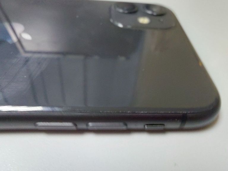 Apple iphone 11 64gb Код:01-200872079. Изображение 6