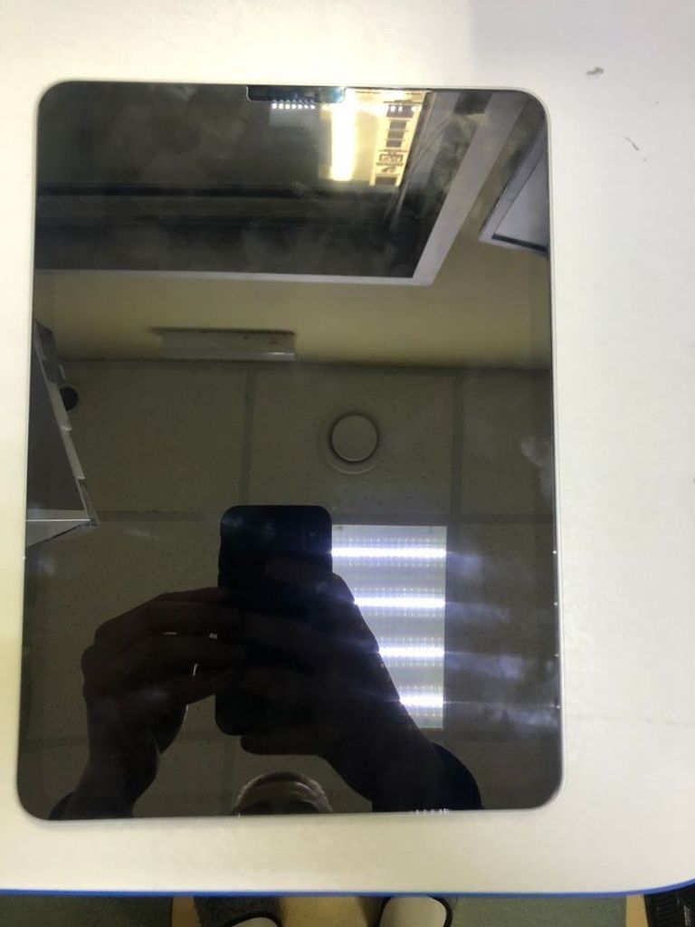 Купити Apple iPad Pro 11 2020 Wi-Fi 1TB Space Gray (MXDG2) Б/У