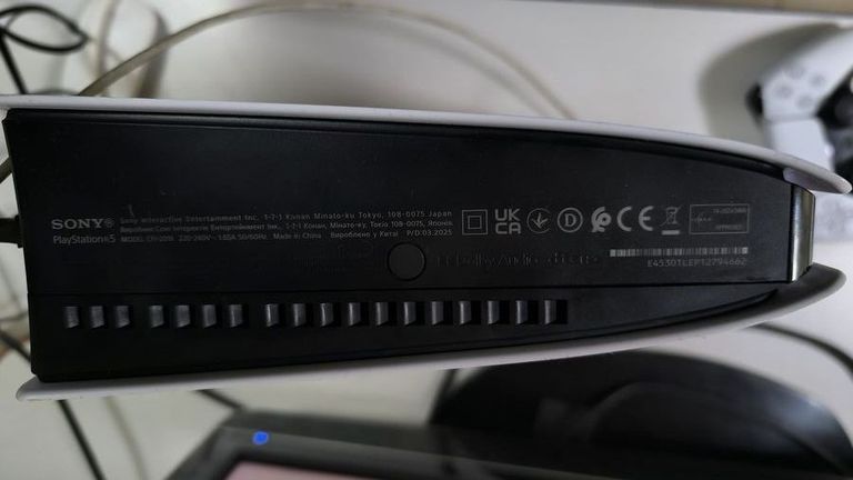 Оголошення Sony PlayStation 5 Slim Digital Edition 1TB Б/У