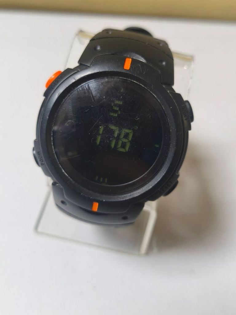 Дешево M-Tac без моделі з ломбарду