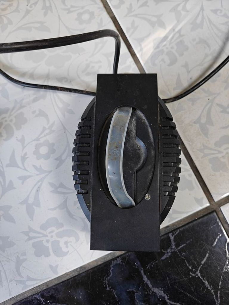 Оголошення Luxeon AVR-500D Б/У