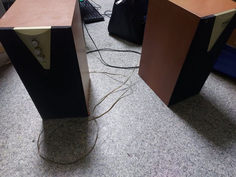 Дешево Sven sps-866 з ломбарду