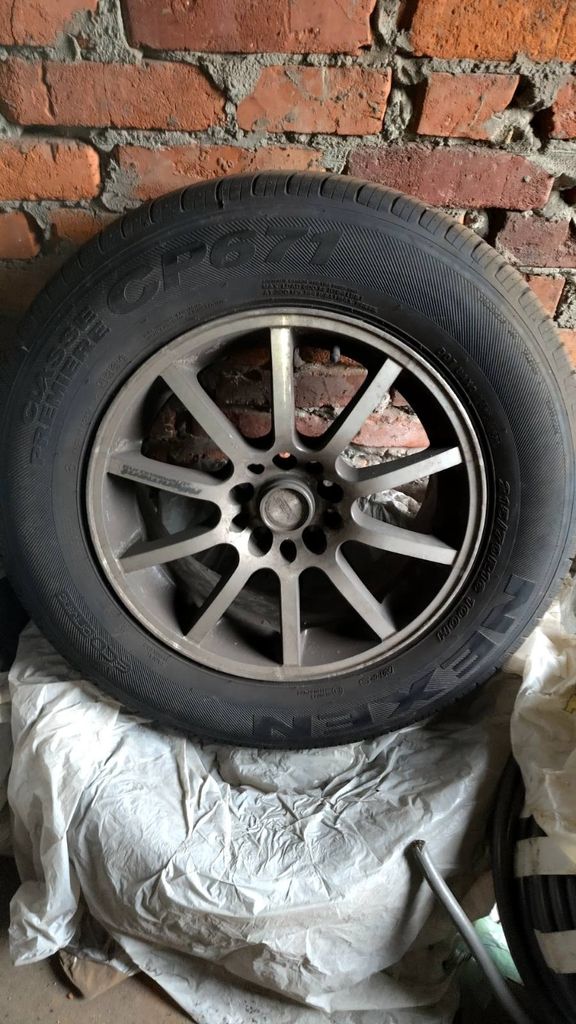 Купити HRS R16 5x114.3 + шини Nexen (пробіг 2000 км) Б/У