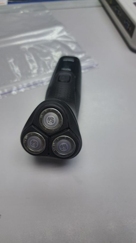 Дешиво Philips Shaver Series 3000X X3002/00 с ломбарда
