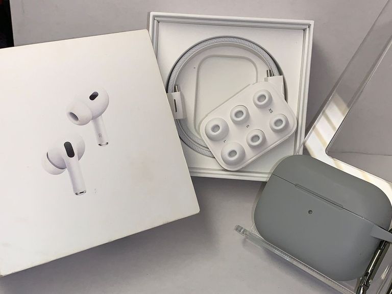 Apple airpods pro 2nd generation with magsafe charging case usb-c Код:01-200907881. Зображення 6