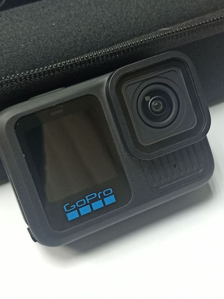 Дешево Gopro hero13 + enduro + head strap + handler floating з ломбарду