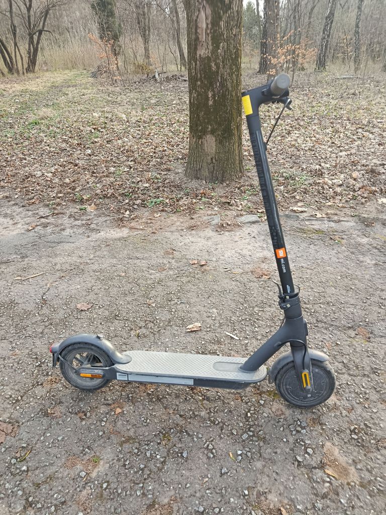 Купити Xiaomi Mi Electric Scooter 1S Б/У