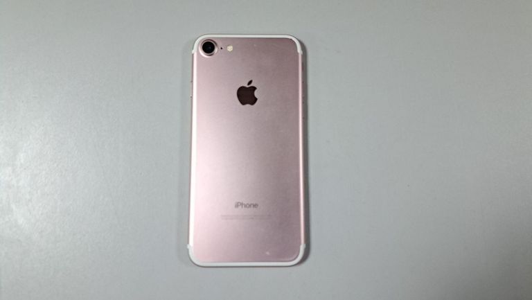 Розпродаж Apple iphone 7 32gb, продавець Техноскарб