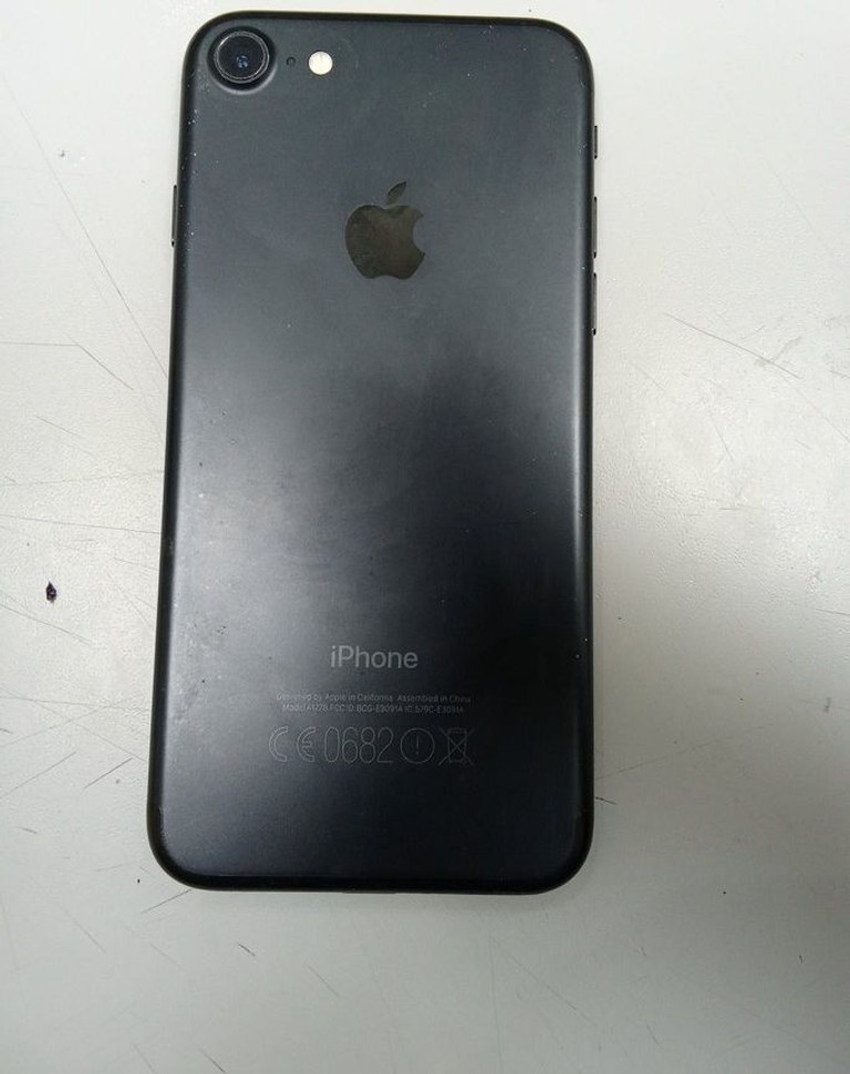 Дешево Apple iphone 7 128gb з ломбарду