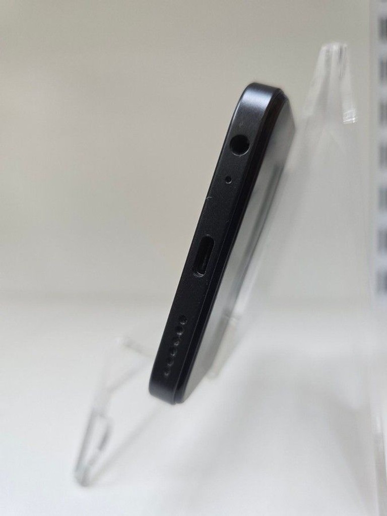 Zte Nubia V70 Design 8/256GB Gray Код:01-200945412. Зображення 6